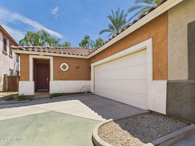 6334 S BLAKE Street, Gilbert, AZ 85298