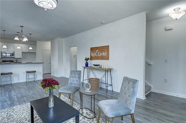 4053 Trenwith LN, Virginia Beach, VA 23456