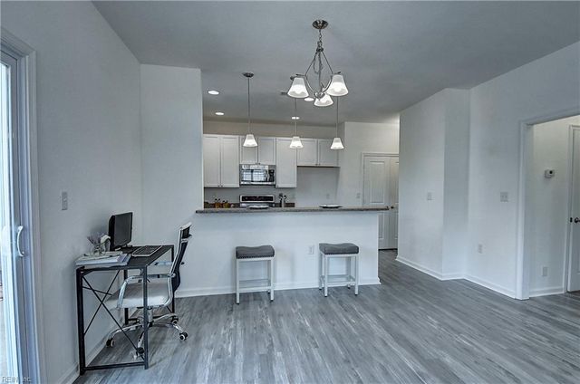 4053 Trenwith LN, Virginia Beach, VA 23456