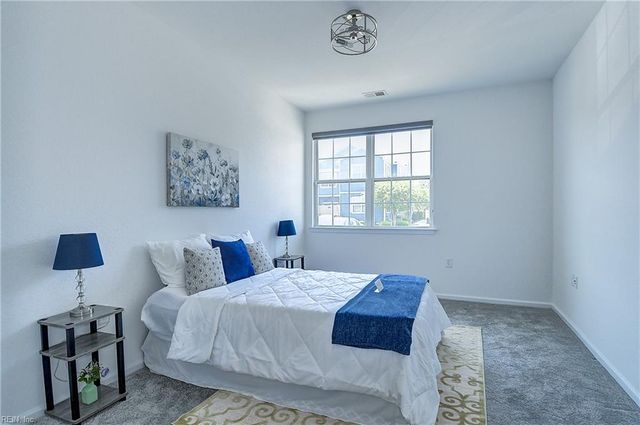 4053 Trenwith LN, Virginia Beach, VA 23456