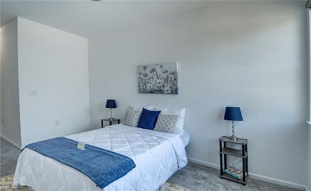 4053 Trenwith LN, Virginia Beach, VA 23456