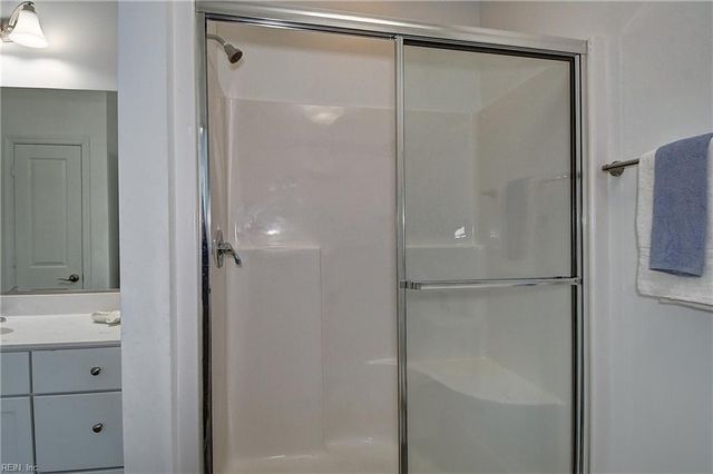 4053 Trenwith LN, Virginia Beach, VA 23456