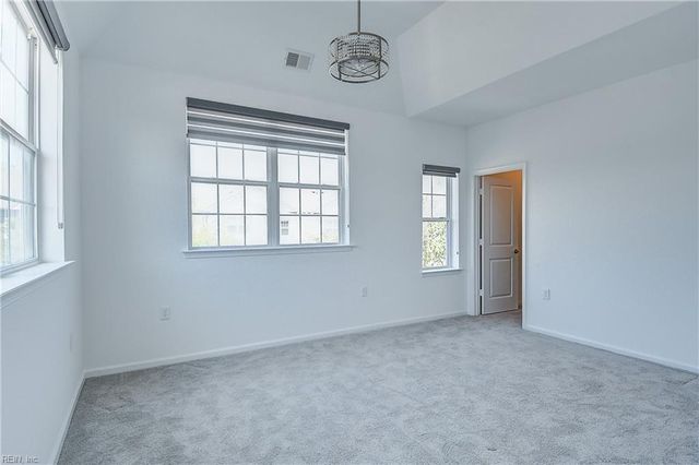 4053 Trenwith LN, Virginia Beach, VA 23456