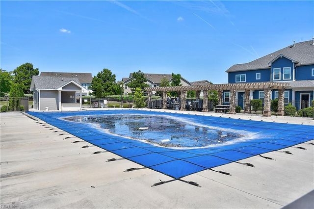 4053 Trenwith LN, Virginia Beach, VA 23456