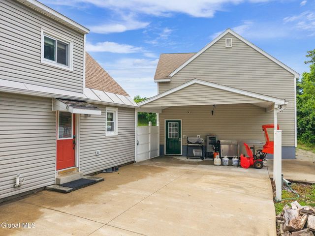 1146 Dunnsville Road, Rotterdam, NY 12306