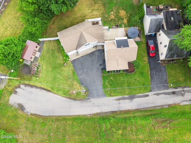 1146 Dunnsville Road, Rotterdam, NY 12306