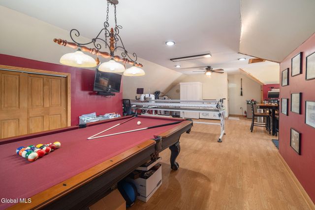 1146 Dunnsville Road, Rotterdam, NY 12306