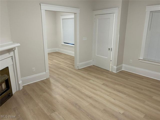 10524 Lee Avenue, Cleveland, OH 44106