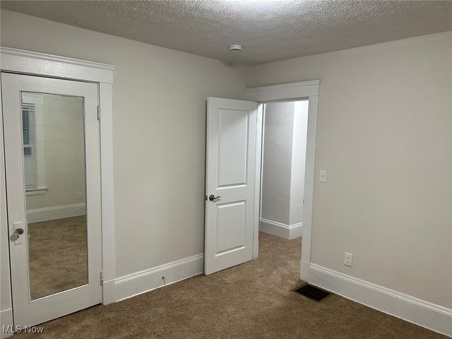 10524 Lee Avenue, Cleveland, OH 44106