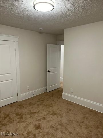 10524 Lee Avenue, Cleveland, OH 44106