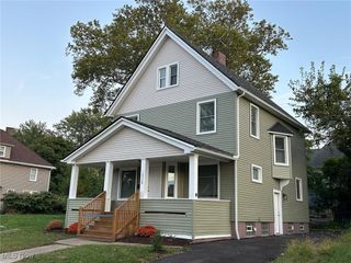 10524 Lee Avenue, Cleveland, OH 44106