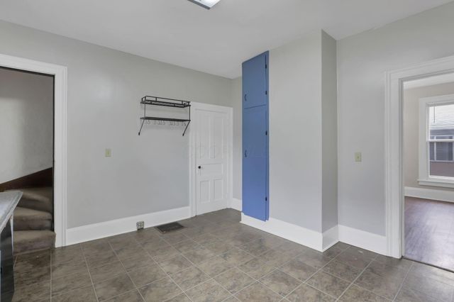 178 W Locust Street, Newark, OH 43055