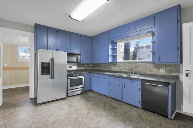 178 W Locust Street, Newark, OH 43055