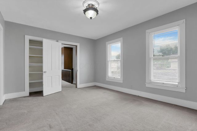 178 W Locust Street, Newark, OH 43055