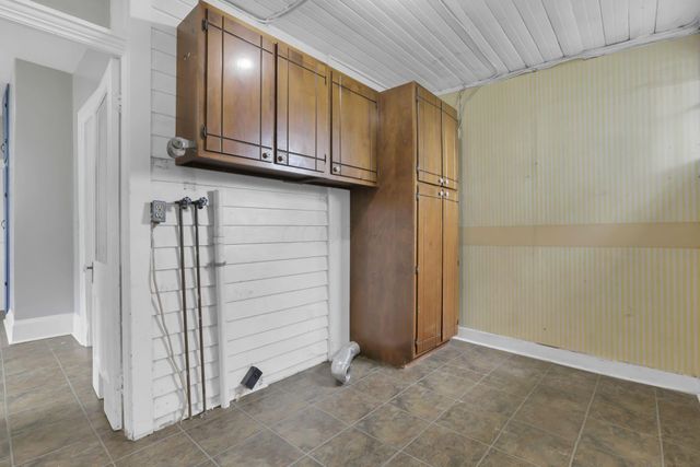 178 W Locust Street, Newark, OH 43055