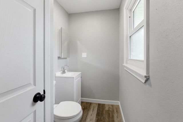 2619 Bolivar AVENUE, Saint Francis, WI 53235