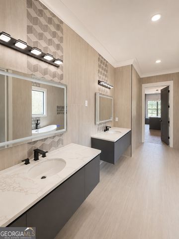 3275 Smithtown Road, Suwanee, GA 30024