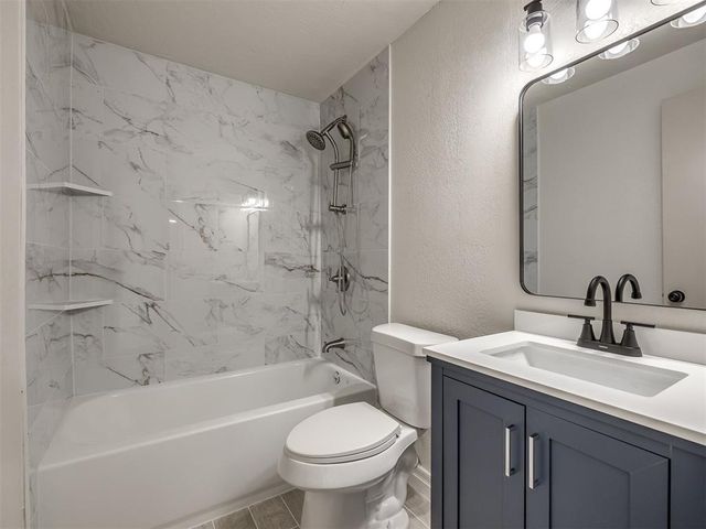 2705 E Hills Drive, Oklahoma City, OK 73160