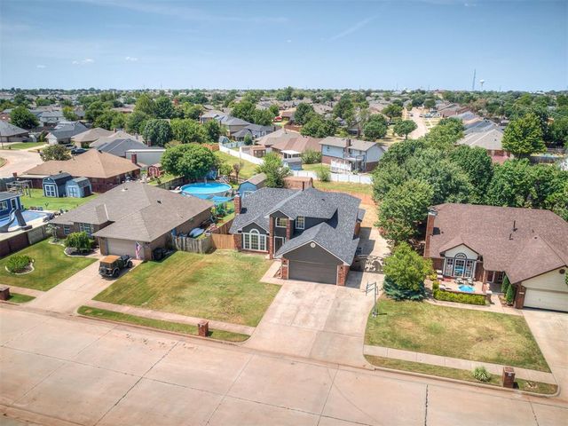 2705 E Hills Drive, Oklahoma City, OK 73160