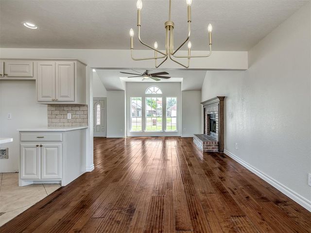 2705 E Hills Drive, Oklahoma City, OK 73160