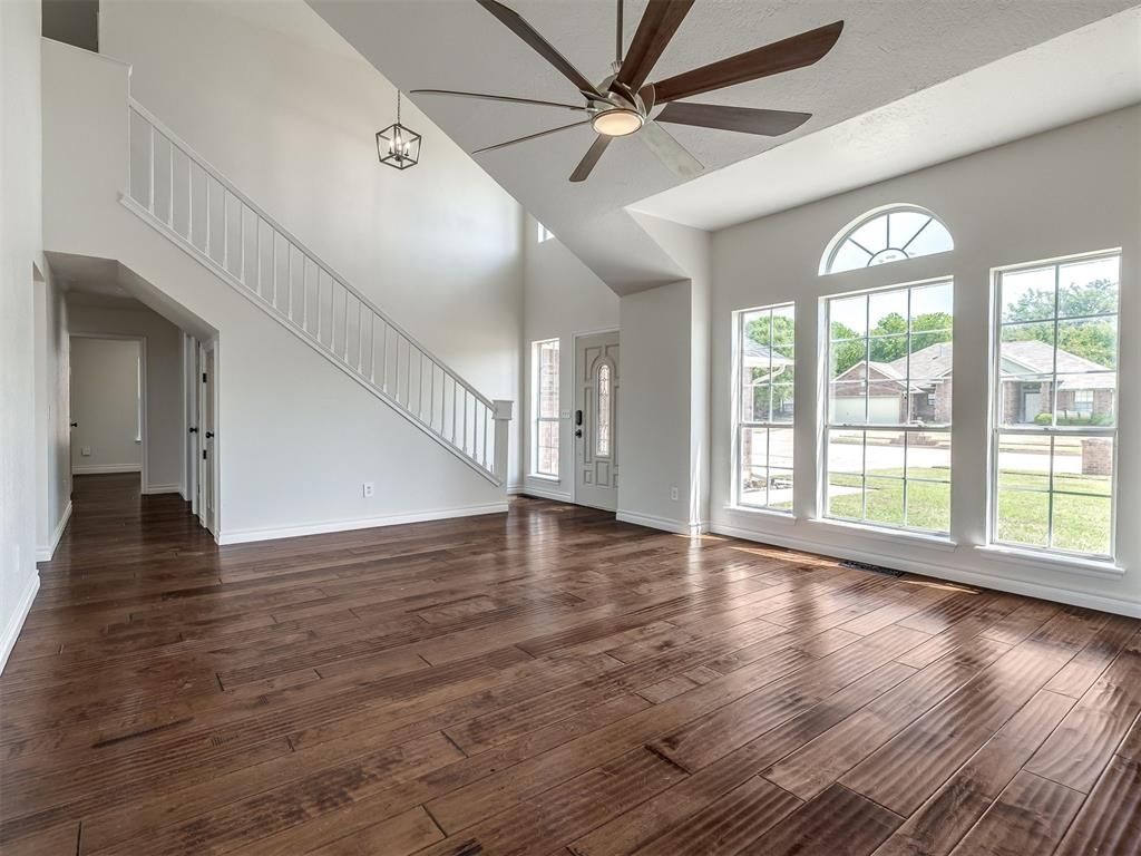 2705 E Hills Drive, Oklahoma City, OK 73160