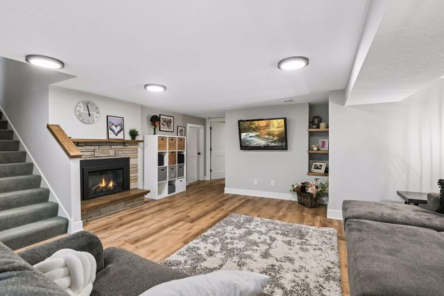 5501 Knox Avenue S, Minneapolis, MN 55419