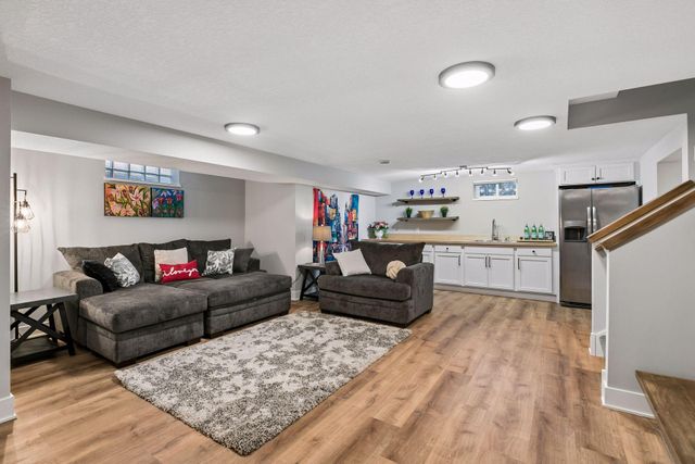 5501 Knox Avenue S, Minneapolis, MN 55419