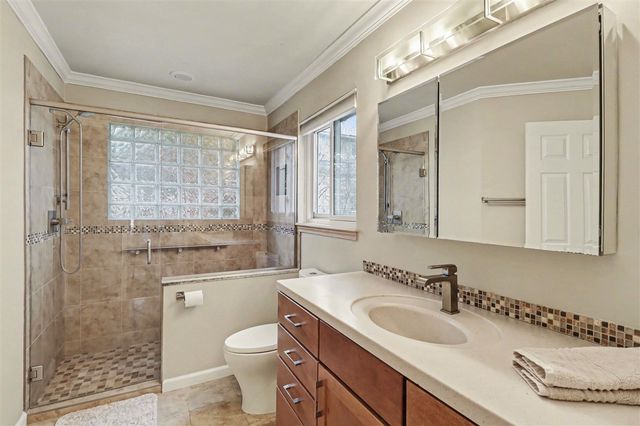 439 Sommerset Court, Ann Arbor, MI 48103