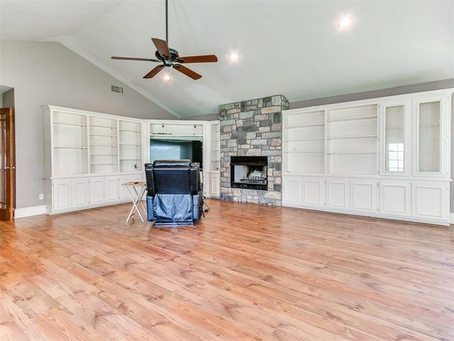 2401 156th NE Avenue, Norman, OK 73026