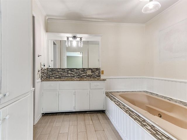 2401 156th NE Avenue, Norman, OK 73026