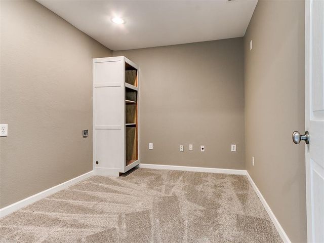 2401 156th NE Avenue, Norman, OK 73026