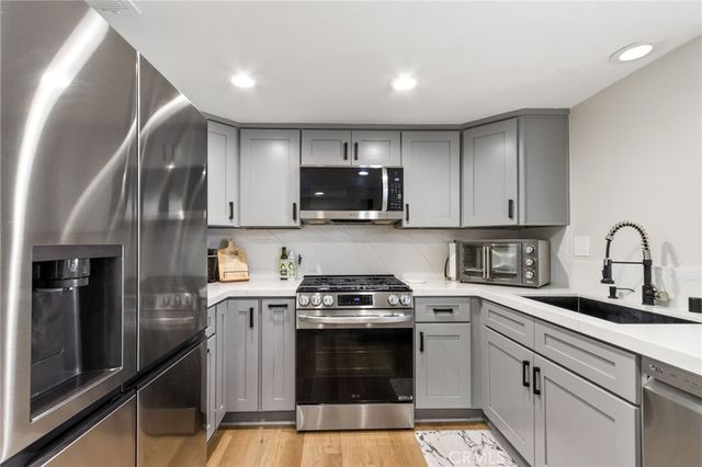 932 N Turner, Ontario, CA 91764