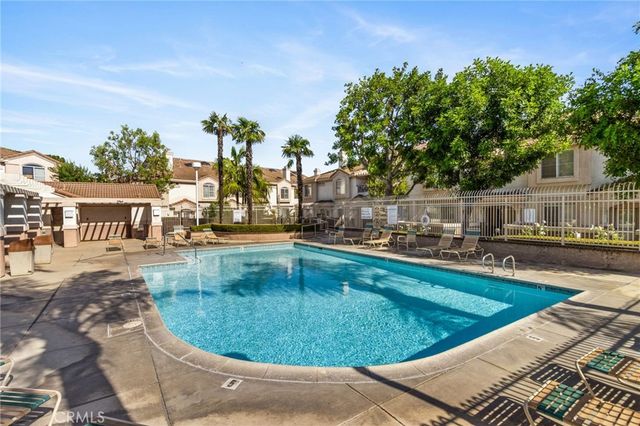 932 N Turner, Ontario, CA 91764