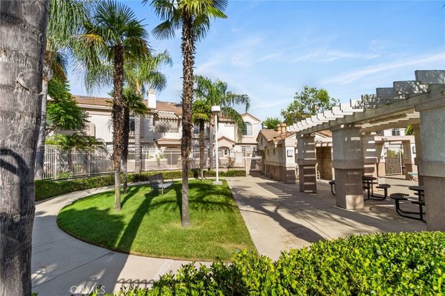 932 N Turner, Ontario, CA 91764