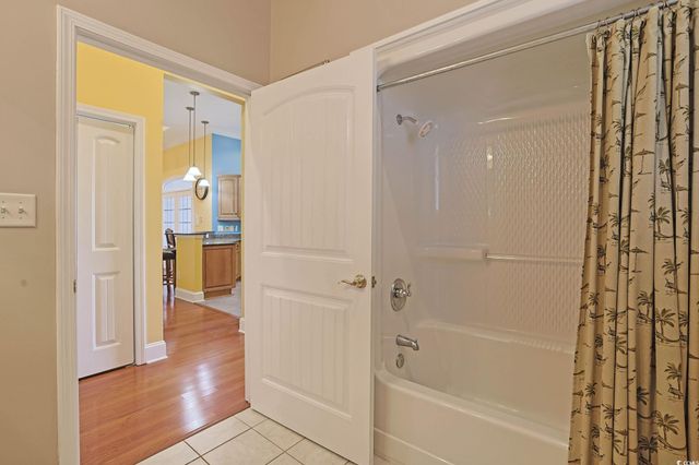 304 76th Ave N Apt B, Myrtle Beach, SC 29572