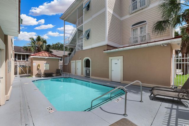 304 76th Ave N Apt B, Myrtle Beach, SC 29572