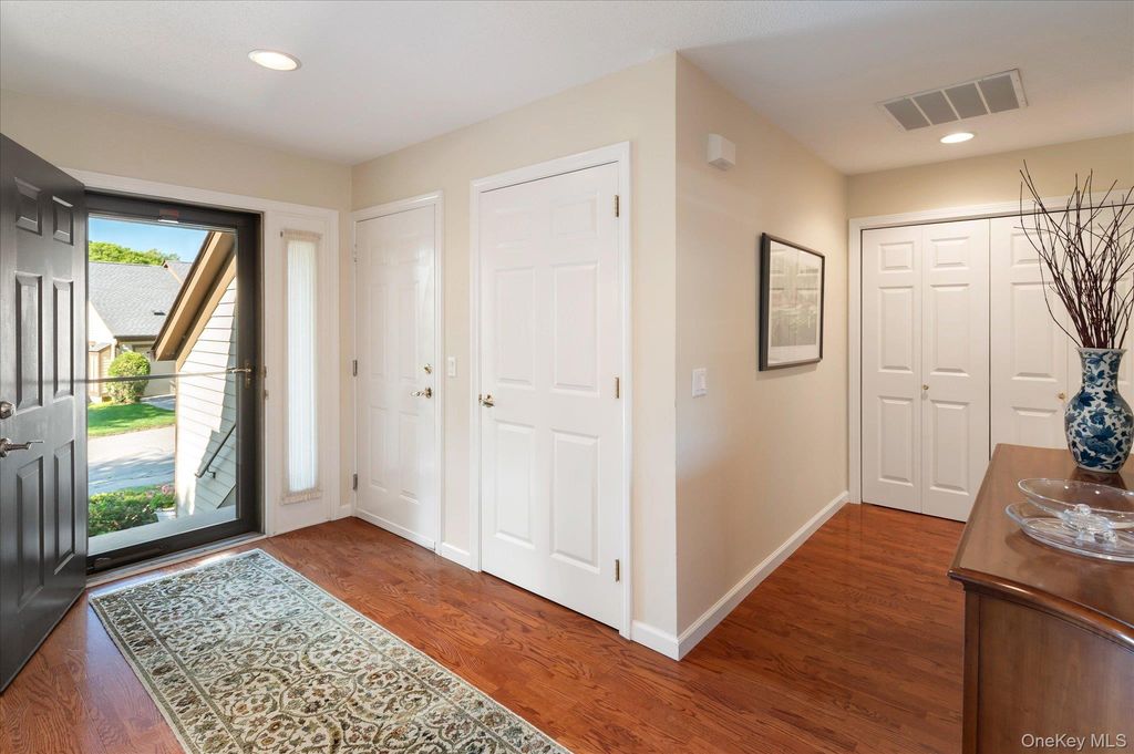 813 Heritage Hills, Somers, NY 10589 — photo 4
