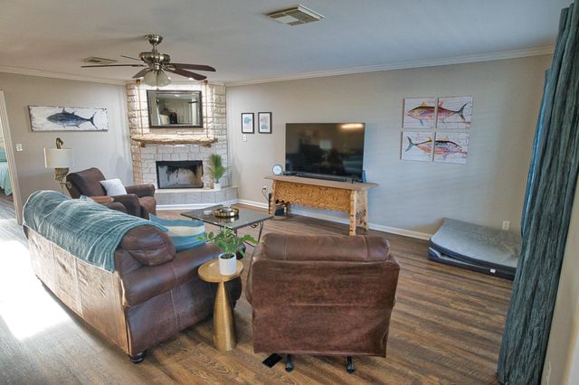 123 Four Master Road, Freeport, TX 77541