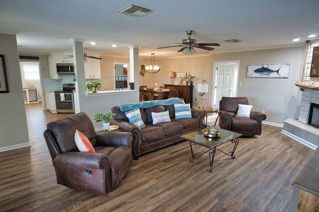 123 Four Master Road, Freeport, TX 77541