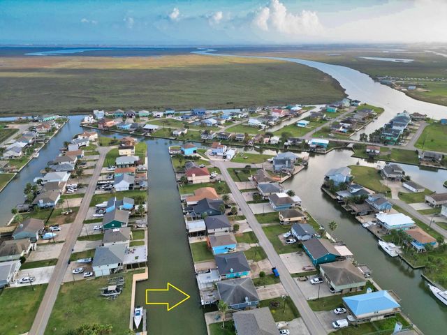 123 Four Master Road, Freeport, TX 77541