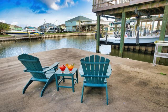 123 Four Master Road, Freeport, TX 77541