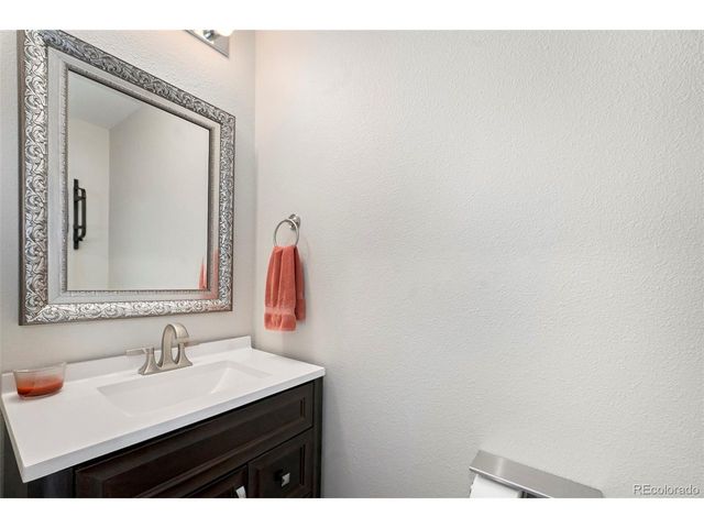 24702 E Hoover Pl, Aurora, CO 80016