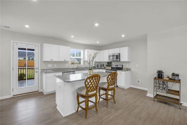 10 Wedgemere Drive, Greenville, SC 29605