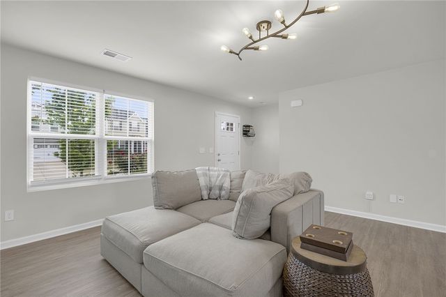 10 Wedgemere Drive, Greenville, SC 29605