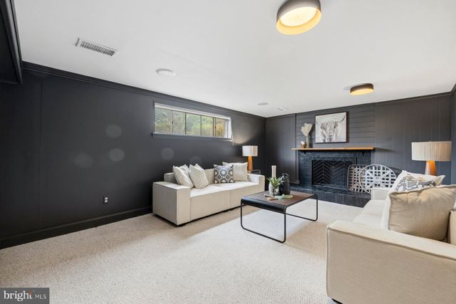 6424 VALE ST, Alexandria, VA 22312