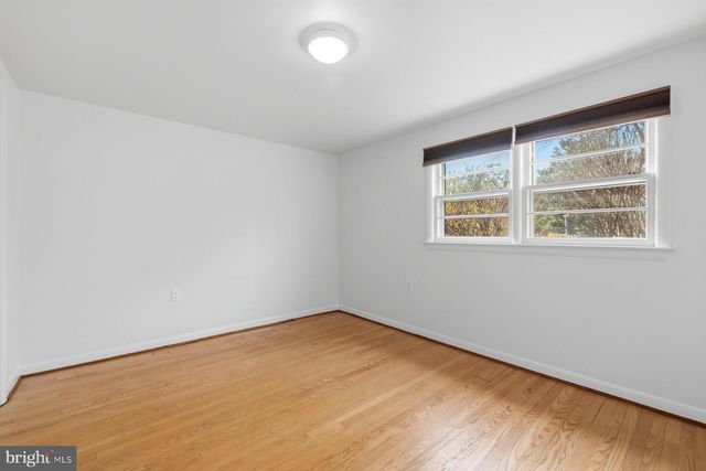 6424 VALE ST, Alexandria, VA 22312