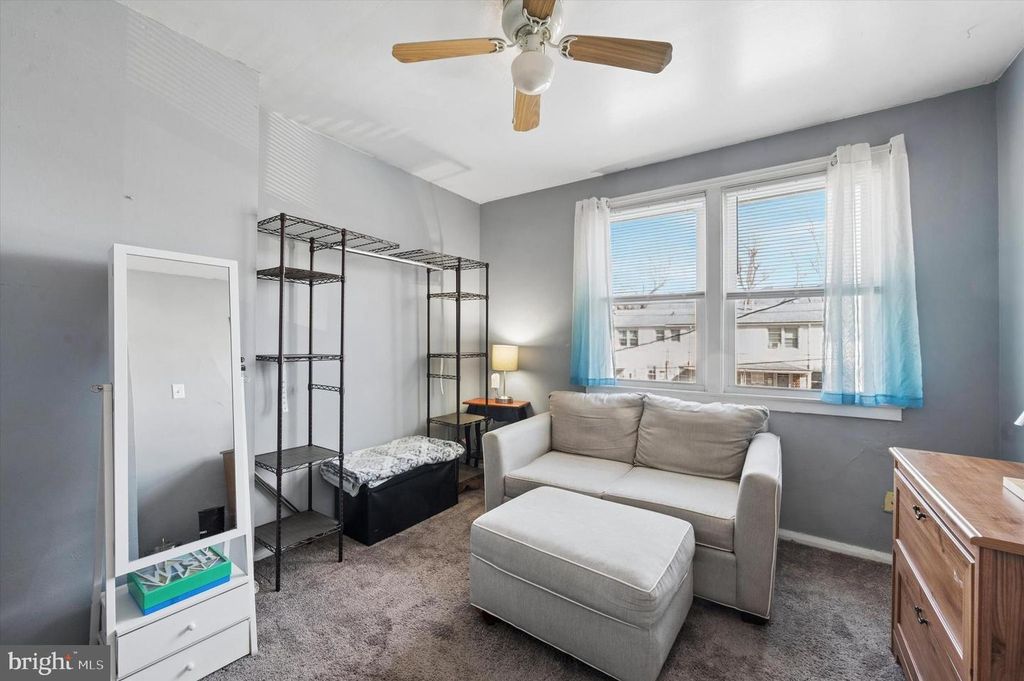 Image 10 of property listing at 57 BENSON DR, Glenolden, PA 19036