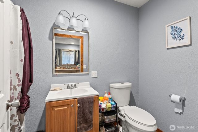 120 E Willey Lane, Shelton, WA 98584
