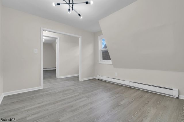 537 N Grove St, East Orange City, NJ 07017