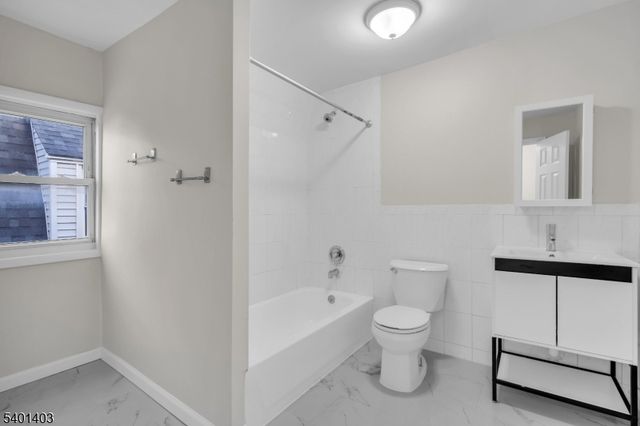 537 N Grove St, East Orange City, NJ 07017